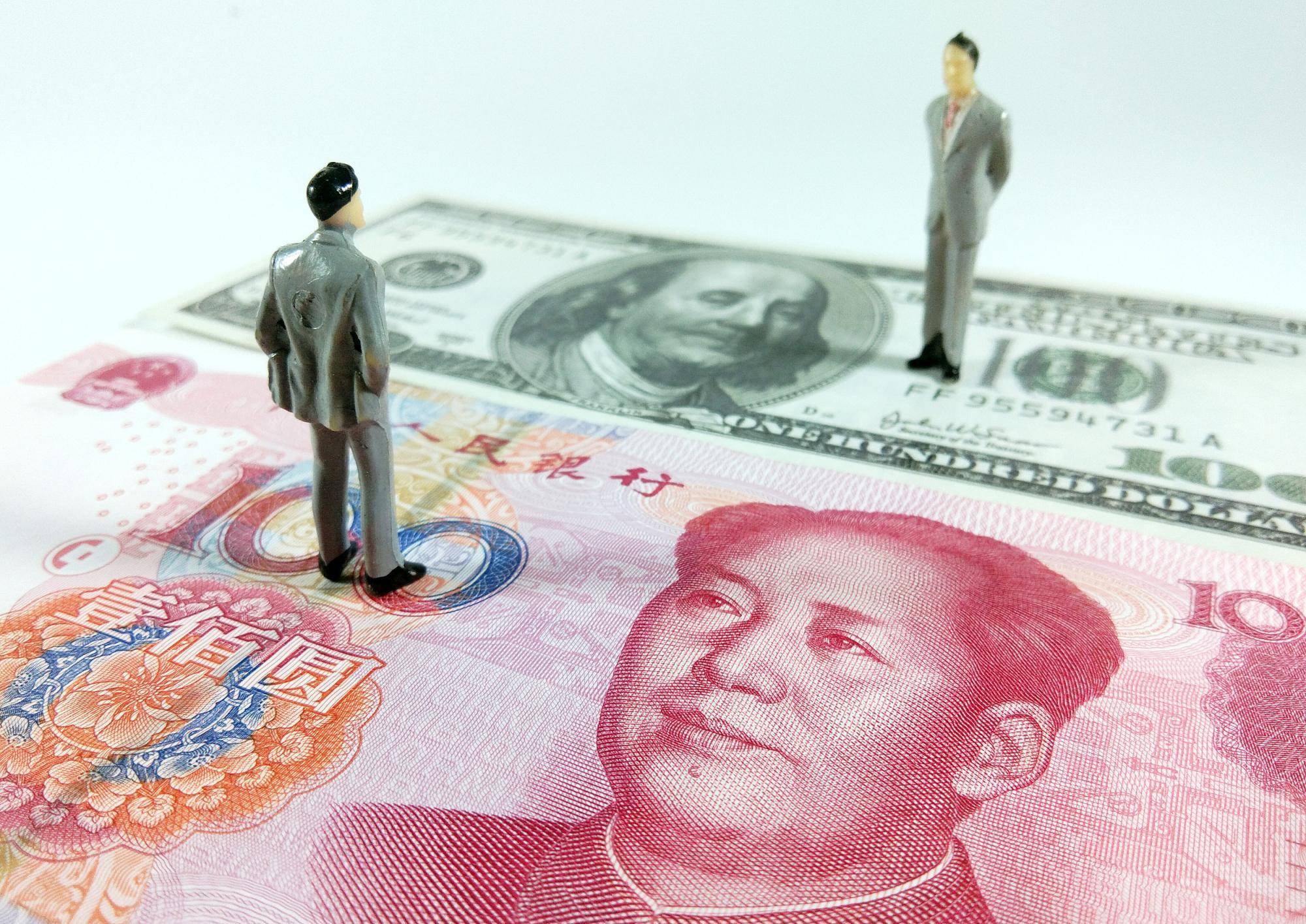 上半年人民币汇率韧性持续增强，下半年如何走？